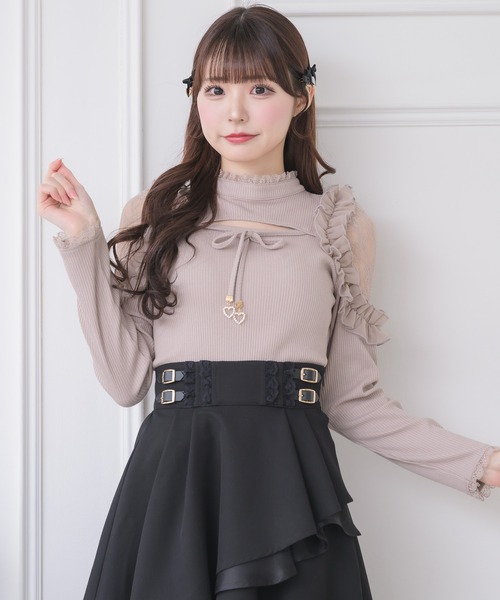 couture BY ROJITA(クチュールバイロジータ)の「シアーフリルテレコトップス(Tシャツ/カットソー・レディース・ホワイト/ピンクベージュ/ブラック・FREE)」の5枚目の写真