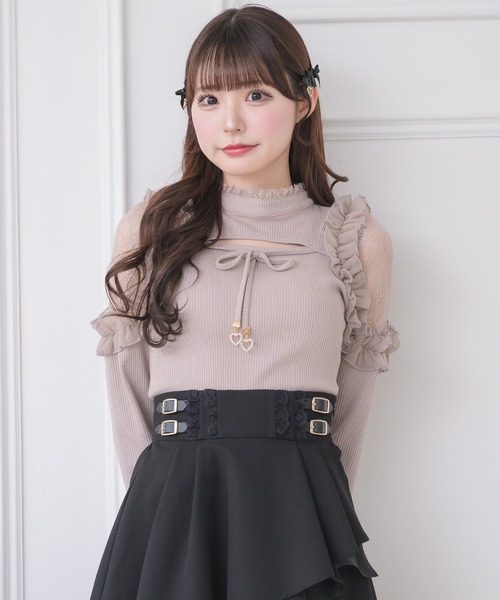 couture BY ROJITA(クチュールバイロジータ)の「シアーフリルテレコトップス(Tシャツ/カットソー・レディース・ホワイト/ピンクベージュ/ブラック・FREE)」の7枚目の写真