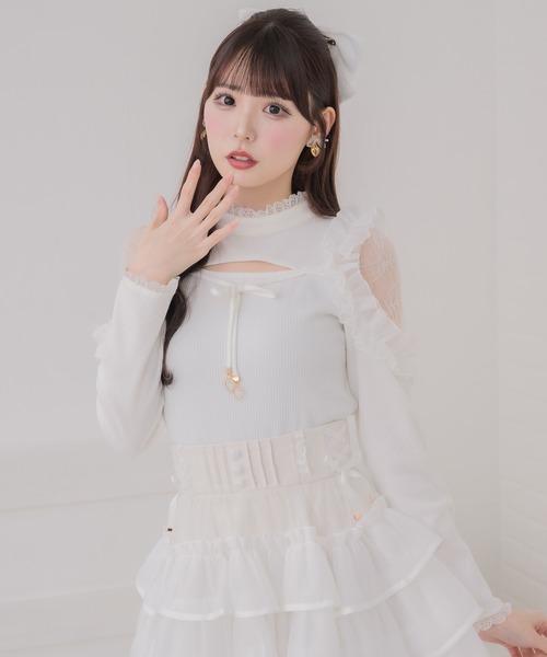 couture BY ROJITA(クチュールバイロジータ)の「シアーフリルテレコトップス(Tシャツ/カットソー・レディース・ホワイト/ピンクベージュ/ブラック・FREE)」の12枚目の写真