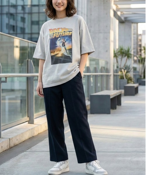 ALWAYS GOOD TIME(オルウェイズグッドタイム)の「【BACK TO THE FUTURE/バックトウザフューチャー】USD加工デロリアン&マーティプリント半袖Tシャツ/Movie Tee/ユニセックス(Tシャツ/カットソー・メンズ・ホワイト系その他/アイボリー/スミクロ/ブラック系その他・LL/L/M)」の20枚目の写真