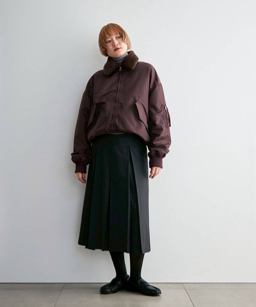 anuke(アンヌーク)の「Stripe Pleats Skirt(スカート・レディース・ブラウン/チャコールグレー・36inch/38inch)」の20枚目の写真
