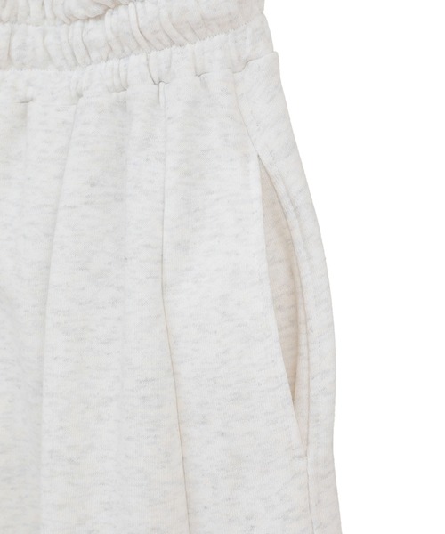 CLANE（クラネ）の「【CLANE/クラネ】COCOON BULKY SWEAT PANTS/コクーンバルキースウェットパンツ（スウェットパンツ・レディース・レッド/ホワイト/グレー/ブラック・1/0）」の14枚目の写真