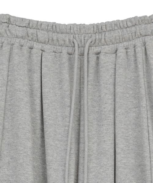 CLANE（クラネ）の「【CLANE/クラネ】COCOON BULKY SWEAT PANTS/コクーンバルキースウェットパンツ（スウェットパンツ・レディース・レッド/ホワイト/グレー/ブラック・1/0）」の20枚目の写真