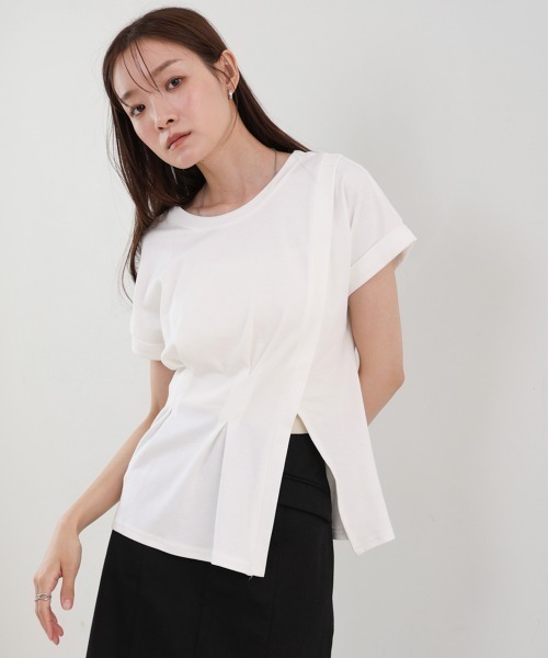 Bab(バブ)の「フロントタックデザイン スリットトップス(Tシャツ/カットソー・レディース・グレー/オフホワイト/ブラック・MEDIUM)」の11枚目の写真