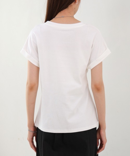 Bab(バブ)の「フロントタックデザイン スリットトップス(Tシャツ/カットソー・レディース・グレー/オフホワイト/ブラック・MEDIUM)」の14枚目の写真