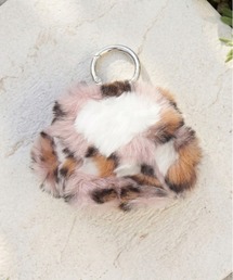 Per sist ence（パーシエンス）の「ふわふわ肉球チャーム（チャーム）」