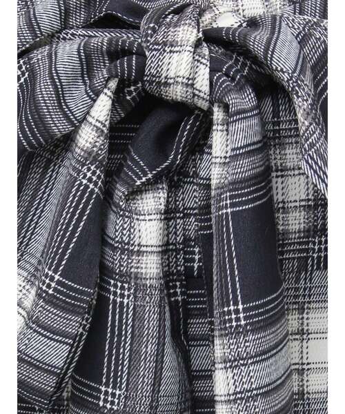 MURUA(ムルーア)の「マルチwayチェックベアブラウス(Tシャツ/カットソー・レディース・ブラウン/ネイビー/ブラック・FREE)」の5枚目の写真