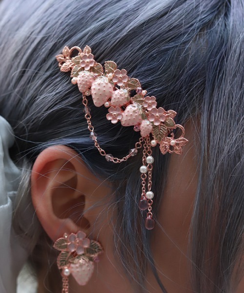 axes femme（アクシーズファム）の「苺モチーフマルチクリップ（バレッタ/ヘアクリップ・レディース・ホワイト/レッド・FREE）」の2枚目の写真