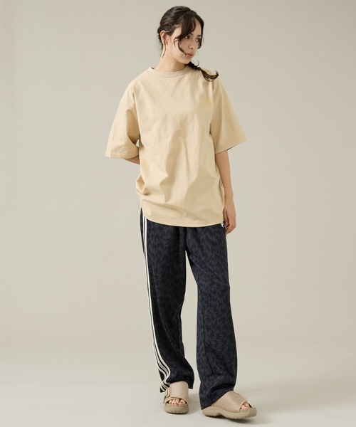 POLeR(ポーラー)の「【POLeR/ポーラー】TOURIST T shirt / スーベニア / Tシャツ / 261MCV052 / ユニセックス(Tシャツ/カットソー・メンズ・ホワイト/ベージュ・L/M)」の18枚目の写真