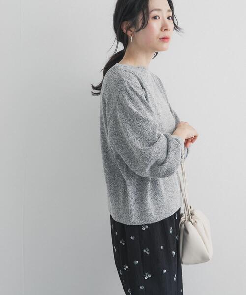 URBAN RESEARCH DOORS（アーバンリサーチドアーズ）の「メランジブークレショートKNIT｜ショート丈/ニット/春ニット/大人カジュアル（ニット/セーター・レディース・ベージュ/ブルー/ブラック系その他・FREE）」の7枚目の写真