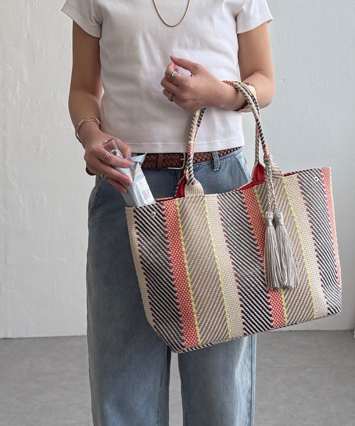 LBC（エルビーシー）の「タッセル付きカラーモザイクトートバッグ（ショルダーバッグ・レディース・ブラウン/オレンジ/ブラック・FREE）」の22枚目の写真