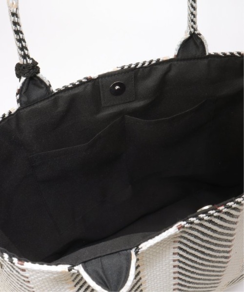 LBC（エルビーシー）の「タッセル付きカラーモザイクトートバッグ（ショルダーバッグ・レディース・ブラウン/オレンジ/ブラック・FREE）」の14枚目の写真