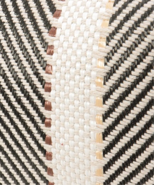 LBC（エルビーシー）の「タッセル付きカラーモザイクトートバッグ（ショルダーバッグ・レディース・ブラウン/オレンジ/ブラック・FREE）」の7枚目の写真