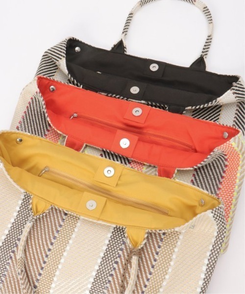 LBC（エルビーシー）の「タッセル付きカラーモザイクトートバッグ（ショルダーバッグ・レディース・ブラウン/オレンジ/ブラック・FREE）」の8枚目の写真