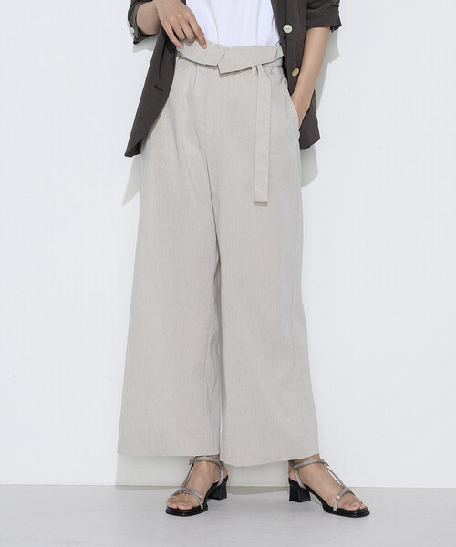 K.T KIYOKO TAKASE（キヨコタカセ）の「リネン／トリアセテート ハイウエストパンツ（その他パンツ・レディース・チャコール/キナリ/ブラウン・9号）」の2枚目の写真