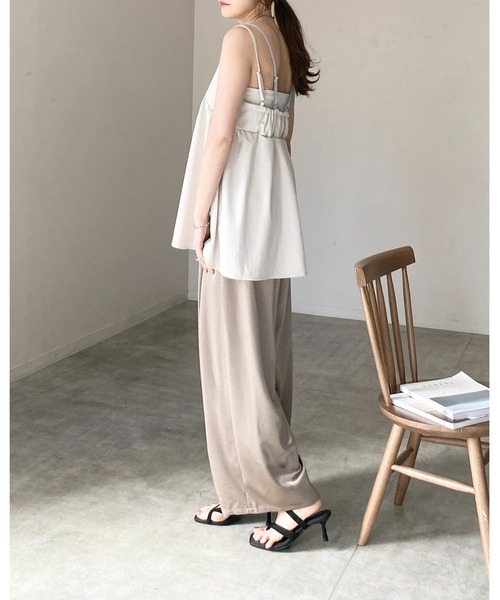 She's Closet(シーズクローゼット)の「配色バイカラーレイヤード風 ペプラム キャミソール ビスチェ(キャミソール・レディース・ネイビー/ブラック/グレイッシュベージュ・FREE)」の14枚目の写真