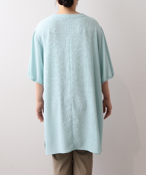 MB mint breeze(エムビーミントブリーズ)の「【LL~6L 大きいサイズ】【WEB/一部店舗限定】バルーンスリーブチュニック(チュニック・レディース・ブラック/サックスブルー/グリーン・LL/3L/4L/5L/6L)」の16枚目の写真