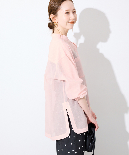 SLOBE IENA(スローブイエナ)の「シアーバンドカラーシャツ(シャツ/ブラウス・レディース・ピンク系その他/ネイビー・FREE)」の9枚目の写真