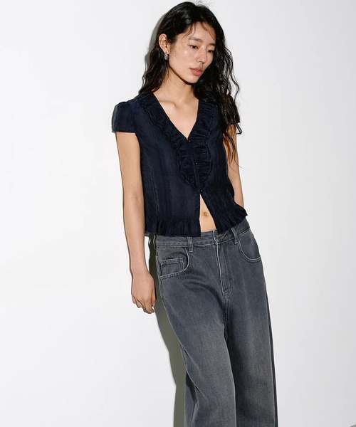EIGHTHMONTH（エイスマンス）の「シアーフリルショートブラウス EM26s064【EIGHTHMONTH】（シャツ/ブラウス・レディース・ネイビー・S/M）」の6枚目の写真