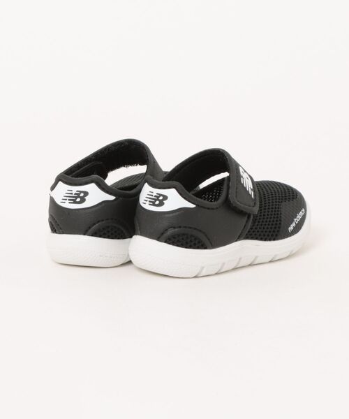 NEW BALANCE(ニューバランス)の「【New Balance/ニューバランス】NB I208 4FQ W(サンダル・キッズ・ブラック・12.0cm/12.5cm/13.0cm/13.5cm/14.0cm/14.5cm/15.0cm/15.5cm/16.0cm/16.5cm)」の4枚目の写真