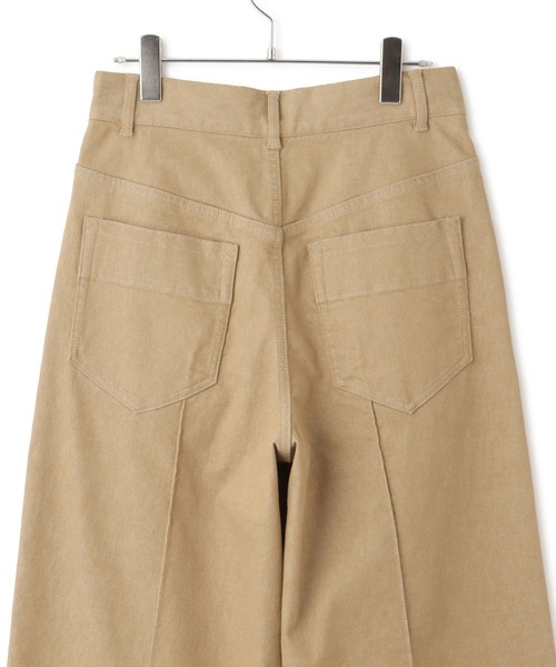 ADAM ET ROPE'(アダムエロペ)の「【EMOELLE】2タックデニムパンツ(デニムパンツ・レディース・ベージュ系その他/チャコールグレー・34/36/38)」の15枚目の写真