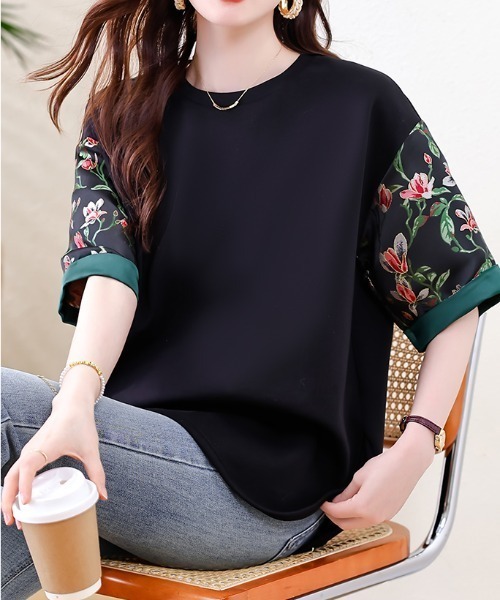LUCPY（ラクピー）の「フラワー切替デザイン半袖トップス（その他トップス・レディース・ブラック・XX-LARGE/X-LARGE/LARGE/MEDIUM）」の4枚目の写真