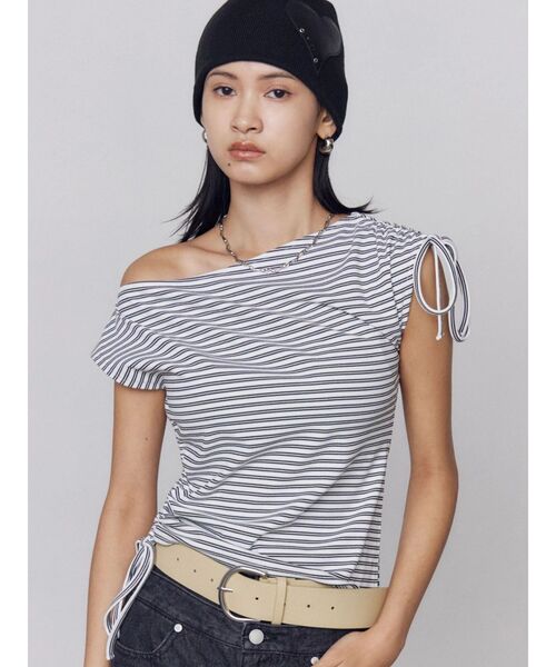 EMODA(エモダ)の「アシンメトリーソフトトップ(Tシャツ/カットソー・レディース・グレー/ホワイト/カーキ・FREE)」の1枚目の写真