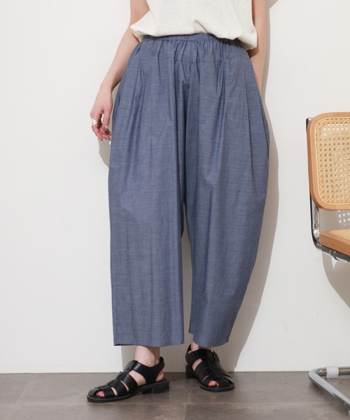 FUNALIVE(ファンアライブ)の「コットンシャンブレー ワイドタックパンツ 26SS(その他パンツ・レディース・ネイビー系2/ブラック系2・FREE)」の7枚目の写真