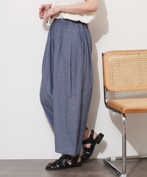 FUNALIVE(ファンアライブ)の「コットンシャンブレー ワイドタックパンツ 26SS(その他パンツ・レディース・ネイビー系2/ブラック系2・FREE)」の10枚目の写真