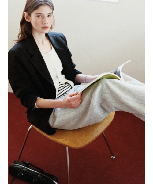 UNNOUT(アナウト)の「DAILY COTTON JACKET BLACK(テーラードジャケット・レディース・その他・FREE)」の2枚目の写真
