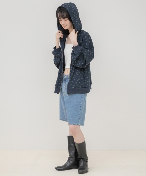 HEILIS(ヘイリス)の「花柄ワッフルジップパーカー/パーカー レディース ジップパーカー ダブルジップ フーディー 花柄 小花柄 ワッフル素材 羽織り 長袖 ライトアウター セットアップ 韓国ファッション カジュアル ガーリー 秋 秋服 秋コーデ 秋冬 秋冬コーデ レイヤード 長袖コーデ ノームコア オフホワイト ネイビー(パーカー・レディース・オフホワイト/ネイビー・FREE)」の14枚目の写真