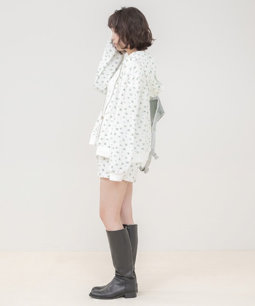 HEILIS(ヘイリス)の「花柄ワッフルジップパーカー/パーカー レディース ジップパーカー ダブルジップ フーディー 花柄 小花柄 ワッフル素材 羽織り 長袖 ライトアウター セットアップ 韓国ファッション カジュアル ガーリー 秋 秋服 秋コーデ 秋冬 秋冬コーデ レイヤード 長袖コーデ ノームコア オフホワイト ネイビー(パーカー・レディース・オフホワイト/ネイビー・FREE)」の19枚目の写真