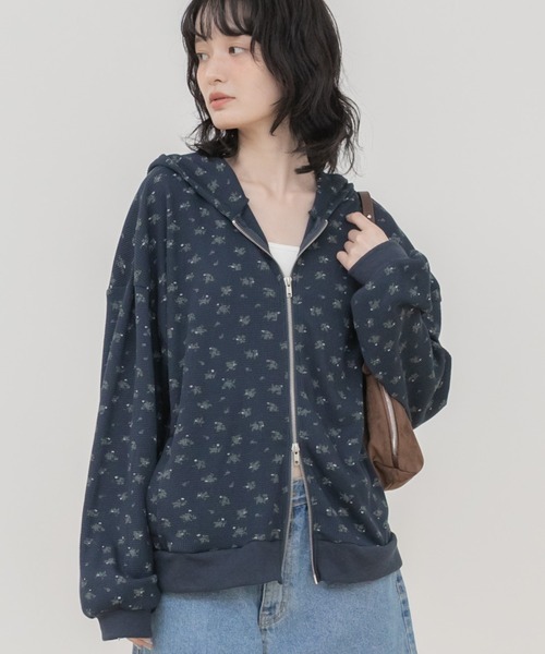 HEILIS(ヘイリス)の「花柄ワッフルジップパーカー/パーカー レディース ジップパーカー ダブルジップ フーディー 花柄 小花柄 ワッフル素材 羽織り 長袖 ライトアウター セットアップ 韓国ファッション カジュアル ガーリー 秋 秋服 秋コーデ 秋冬 秋冬コーデ レイヤード 長袖コーデ ノームコア オフホワイト ネイビー(パーカー・レディース・オフホワイト/ネイビー・FREE)」の20枚目の写真