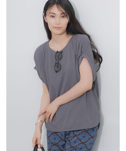 Te chichi(テチチ)の「【多機能】ターンバックTEE(Tシャツ/カットソー・レディース・オフホワイト/チャコールグレー/ネイビー・F)」の2枚目の写真