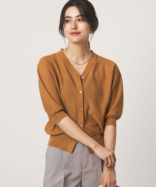 green label relaxing(グリーンレーベルリラクシング)の「スパンコール ラメ Vネック ニット カーディガン(カーディガン/ボレロ・レディース・オフホワイト/ブラウン/ブラック・FREE)」の3枚目の写真