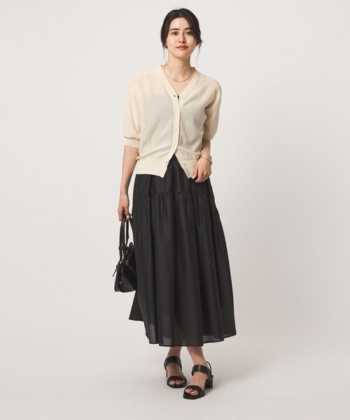 green label relaxing(グリーンレーベルリラクシング)の「スパンコール ラメ Vネック ニット カーディガン(カーディガン/ボレロ・レディース・オフホワイト/ブラウン/ブラック・FREE)」の12枚目の写真