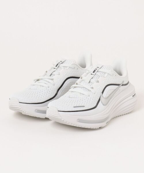 NIKE(ナイキ)の「NIKE ナイキ W AIR WINFLO 12 ウィメンズ エア ウィンフロ 12 WHV9273 106SMTWHT/M SIL(スニーカー・レディース・ホワイト・22.5cm/22.0cm/24.0cm/23.5cm/23.0cm/26.0cm/25.5cm/25.0cm/24.5cm)」の1枚目の写真