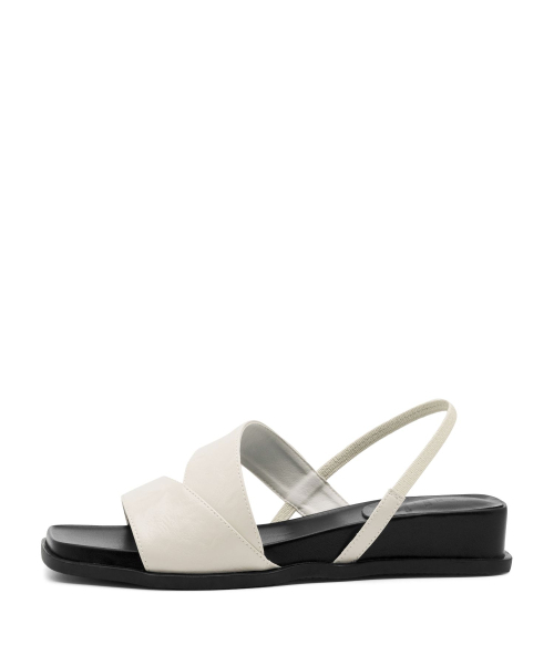 APIED MARCHE(アピエド マルシェ)の「ヌアージュ クロッキング羊革サンダル 3.5cm -PM3036 (3カラー)(サンダル・レディース・ダークブラウン/ブラック/アイボリー・23cm/23.5cm/24cm/24.5cm/25cm/22.5cm)」の12枚目の写真
