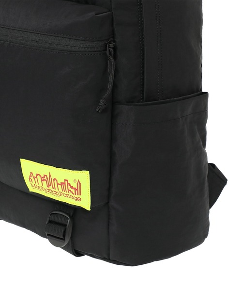 Manhattan Portage(マンハッタンポーテージ)の「NEWBURGH BACKPACK CORDURA GRINZA IRONWOOD(バックパック/リュック・メンズ・ブラック・MEDIUM)」の12枚目の写真