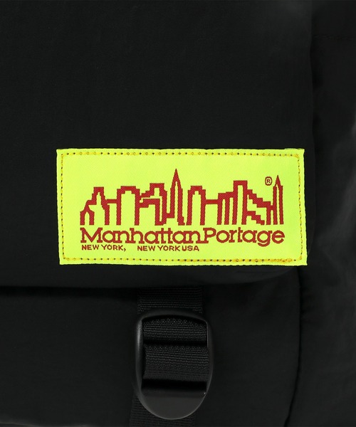 Manhattan Portage(マンハッタンポーテージ)の「NEWBURGH BACKPACK CORDURA GRINZA IRONWOOD(バックパック/リュック・メンズ・ブラック・MEDIUM)」の15枚目の写真