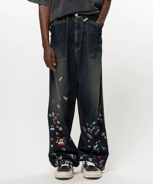Maison MIHARA YASUHIRO(メゾンミハラヤスヒロ)の「Kids Sticker Printed Baker Denim Pants(デニムパンツ・メンズ・ブラック・44/46)」の6枚目の写真