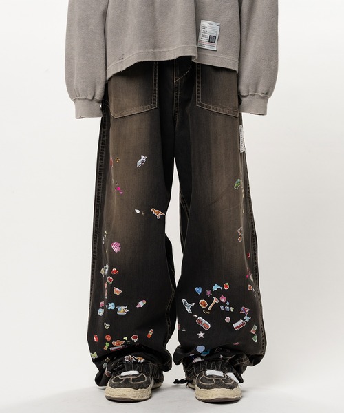 Maison MIHARA YASUHIRO(メゾンミハラヤスヒロ)の「Kids Sticker Printed Baker Denim Pants(デニムパンツ・メンズ・ブラック・44/46)」の11枚目の写真
