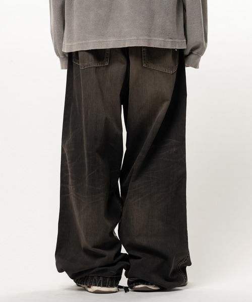 Maison MIHARA YASUHIRO(メゾンミハラヤスヒロ)の「Kids Sticker Printed Baker Denim Pants(デニムパンツ・メンズ・ブラック・44/46)」の12枚目の写真