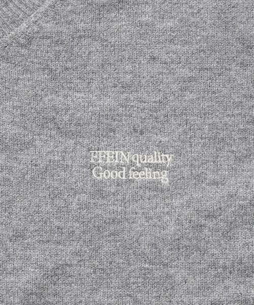 FFEIN（フェイン）の「【FFEIN(フェイン)】ウール混Vネックニット / ウール混 刺繍 ニット Vネック ユニセックス（ニット/セーター・メンズ・ブラック/グレー/ブラウン/アイボリー/ミント/イエロー/ネイビー/ピンク・SMALL/LARGE/MEDIUM）」の17枚目の写真