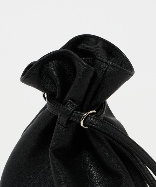 BEAUTY&YOUTH UNITED ARROWS(ビューティーアンドユースユナイテッドアローズ)の「【WEB限定】ワン ハンドル パース(ハンドバッグ・メンズ・ブラック/ダークブラウン・FREE)」の4枚目の写真
