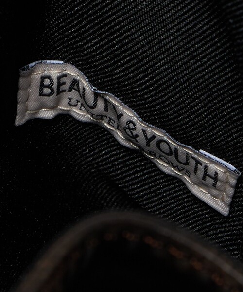 BEAUTY&YOUTH UNITED ARROWS(ビューティーアンドユースユナイテッドアローズ)の「【WEB限定】ワン ハンドル パース(ハンドバッグ・メンズ・ブラック/ダークブラウン・FREE)」の21枚目の写真