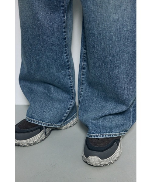 AZUL by moussy(アズールバイマウジー)の「AZUL DENIM リラックスワイド(デニムパンツ・メンズ・ブルー・MEDIUM/LARGE)」の11枚目の写真
