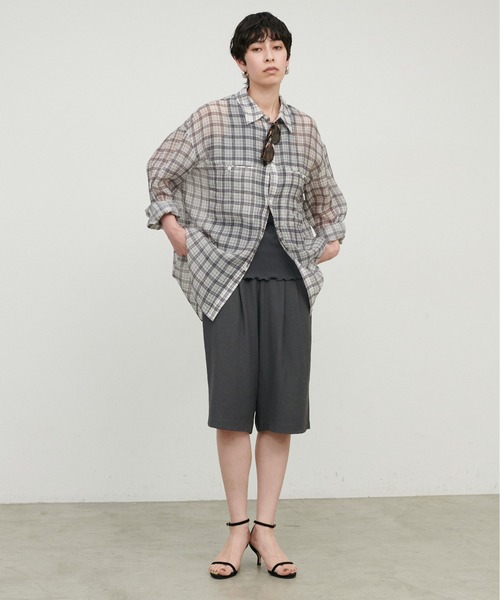 LARUTA(ラルータ)の「【LARUTA】シャンブレーショートパンツ(その他パンツ・レディース・チャコールグレー/ベージュ・MEDIUM)」の1枚目の写真