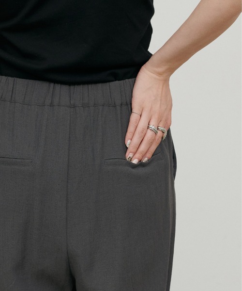 LARUTA(ラルータ)の「【LARUTA】シャンブレーショートパンツ(その他パンツ・レディース・チャコールグレー/ベージュ・MEDIUM)」の18枚目の写真