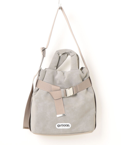 OUTDOOR PRODUCTS(アウトドアプロダクツ)の「【OUTDOOR PRODUCTS / アウトドアプロダクツ】2way Belt Tote Bag / ヌバック ベルトトートバッグ(トートバッグ・メンズ・ベージュ/グレー/ブラック・FREE)」の2枚目の写真